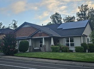 1360 Titan Dr NW, Salem, OR 97304