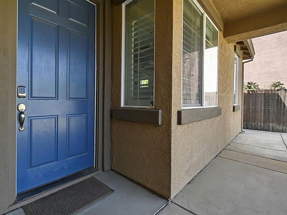 5th image of 1748 Cattail Dr