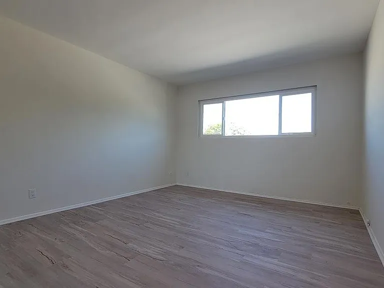 3769 Hughes Ave #7 — Photo 10