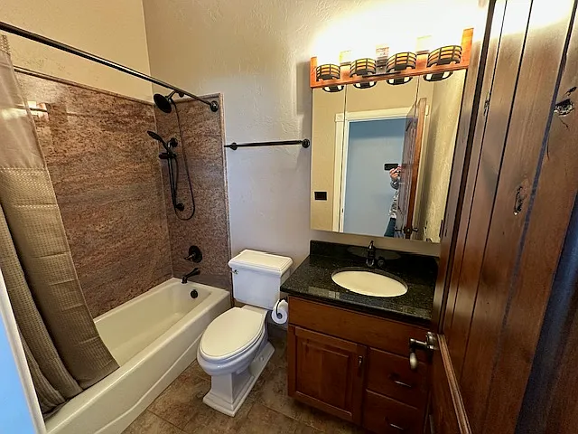 190 E Main St #B — Photo 13