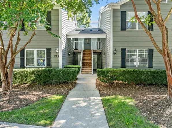 729 Shelby Dr APT B, Greensboro, NC 27409