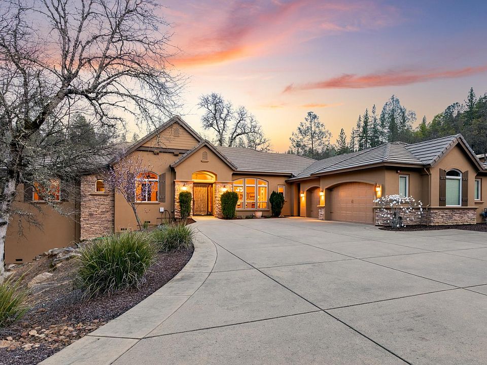 1st image of 15255 Woodmont Ln