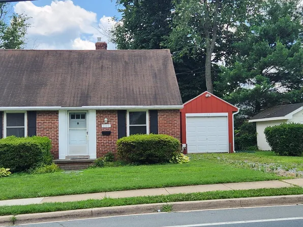 1103 Edmonston Dr, Rockville, MD 20851