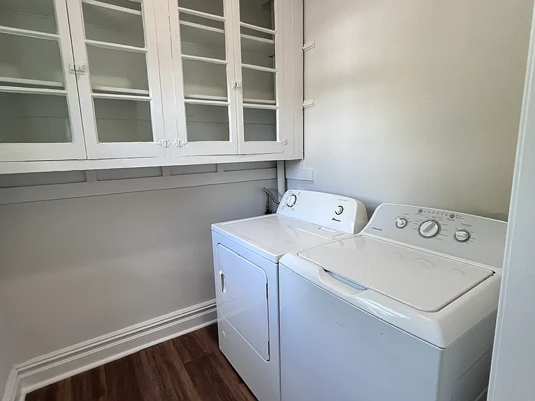 27 Oakwood Ave #1 — Photo 17