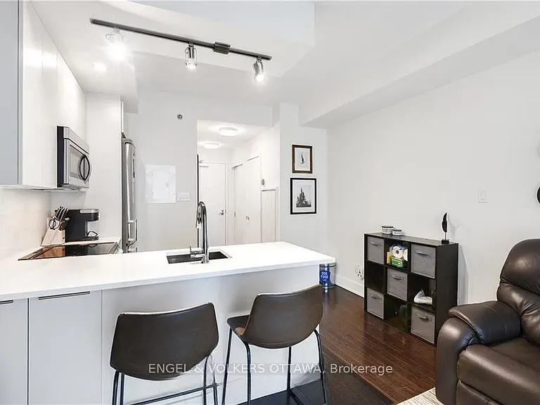 108 Richmond Rd #208 — Photo 17