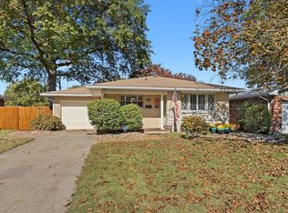 163 Grand Ave, Wood River, IL 62095