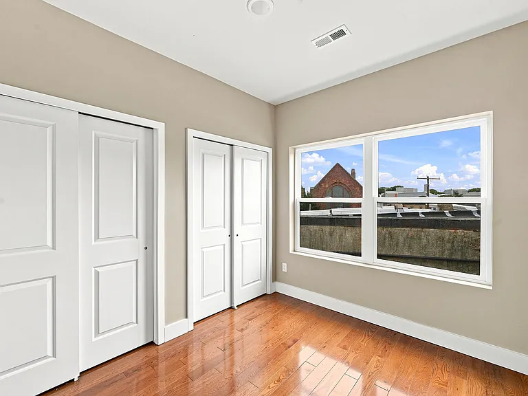 1406 Point Breeze Ave #3 — Photo 6
