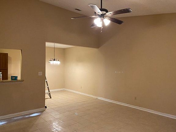 4th image of 1245 Britain Dr