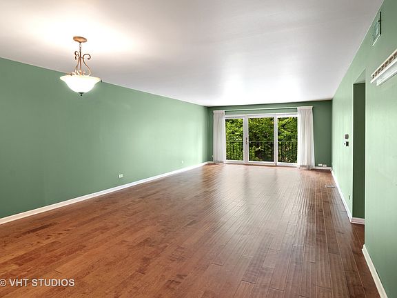 3rd image of 415 Franklin Ave APT 4