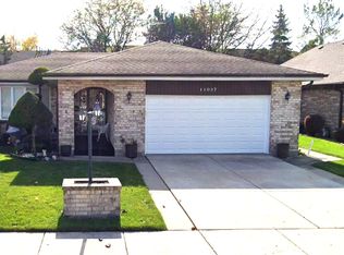 11037 Wakefield St, Westchester, IL 60154