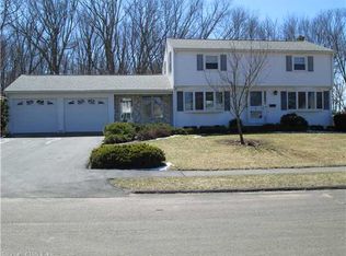 40 Field Rd, Enfield, CT 06082