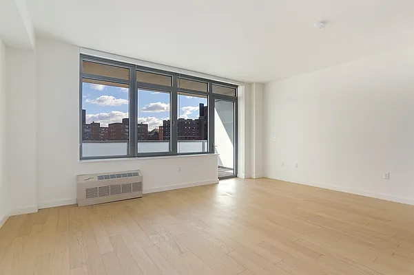 Rented by Red Apple Group | media 22