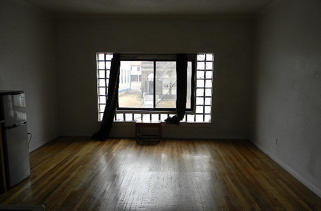 Building Photo 3