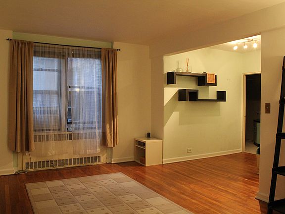 4th image of 6740 Yellowstone Blvd APT 3A