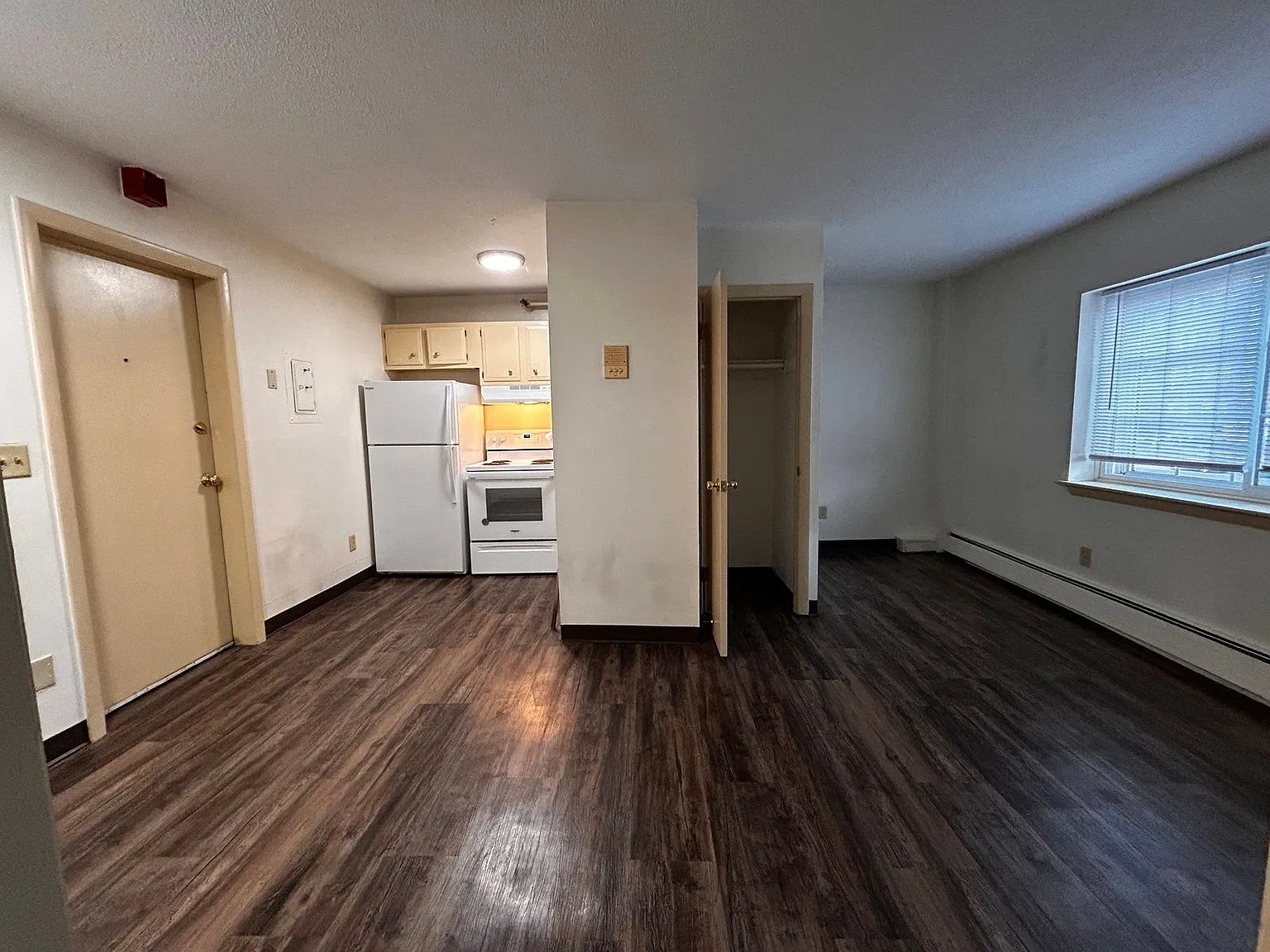 1 bed, 1.0 bath, $1,495 — Photo 4