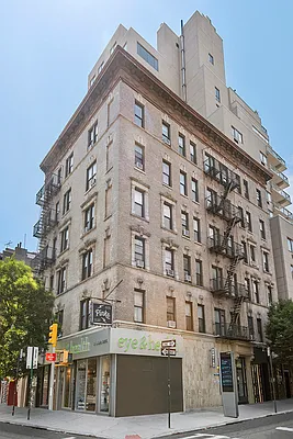 Rented by Corcoran | media 18