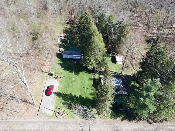 2nd image of 481 Twin Oaks Rd