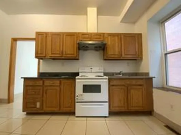 125 Stratford, 125 Stratford Ave #1F, Pittsburgh, PA 15206