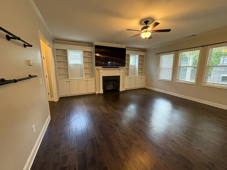 403 Cape Fear Ave — Photo 8