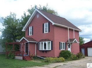 2022 Hazel Ave, Britt, MN 55792