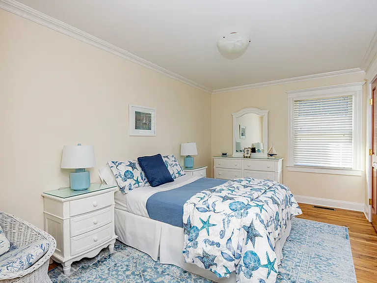 6 Wooded Oak Ln — Photo 18