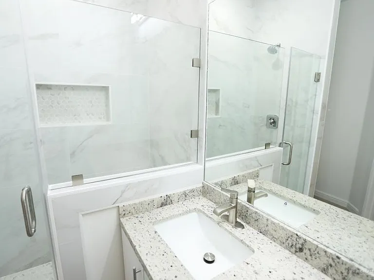 901 Yuma Ave #1806 — Photo 11