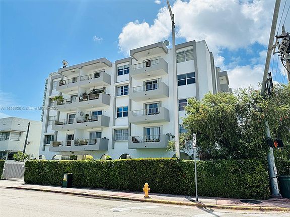 2nd image of 1580 West Ave APT 207