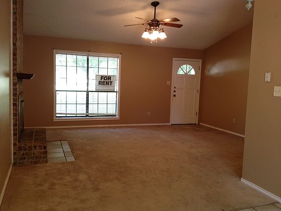 4th image of 3923 Post Oak Rd