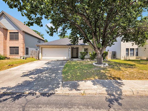 2nd image of 10322 Westfield Pl