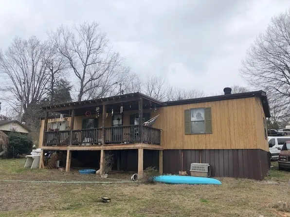 390 Kingwood Dr, McMinnville, TN 37110