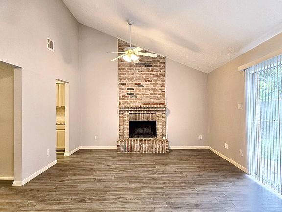 5th image of 22619 Deville Dr