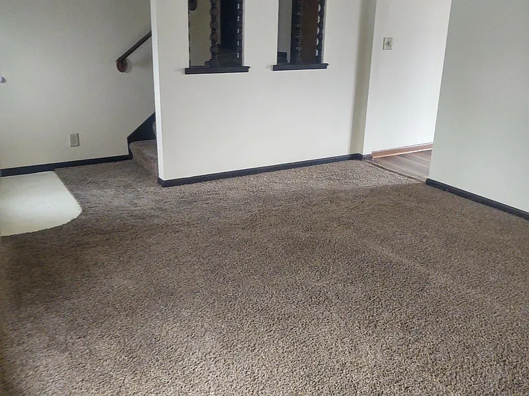 1724 W Arlington St — Photo 2