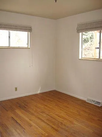 3 bed, 1323 sqft, $2,300 — Photo 2