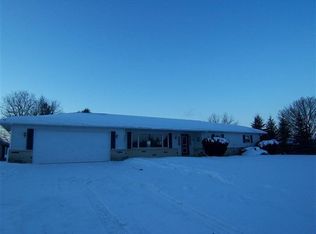 2086 Greenwood Rd, Petoskey, MI 49770