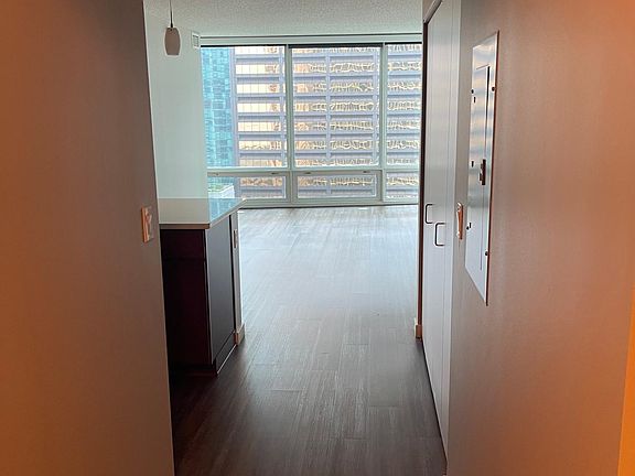 3rd image of 400 E Ohio St #3307