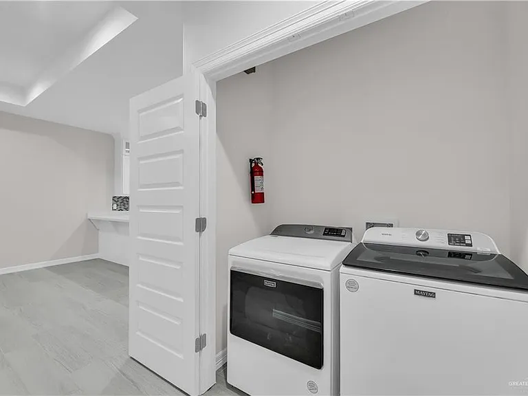 1602 Playa Dr #2 — Photo 8