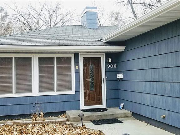 2nd image of 906 Grace Ave