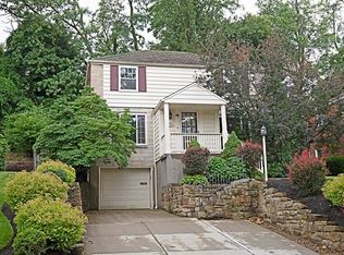 625 Overlook Dr, Pittsburgh, PA 15216