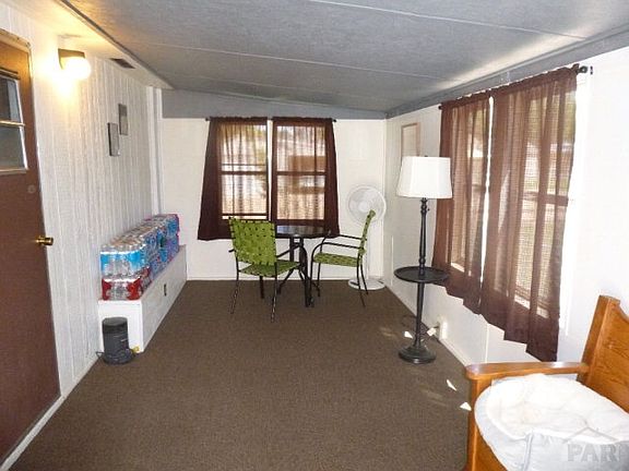 4th image of 619 Vine Ave