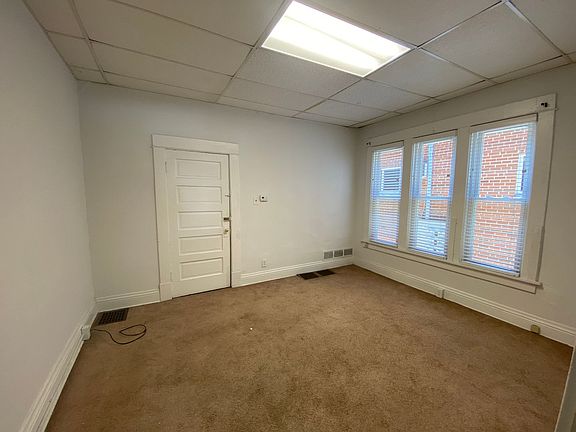 2nd image of 40-42 Chittenden Ave #40-2