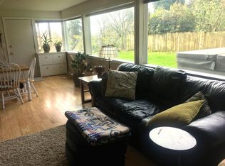 11538 3rd Ave NW #B, Seattle, WA 98177