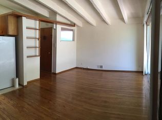 880 Roble Ave APT 4, Menlo Park, CA 94025