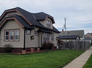 1402 Manitoba Ave, South Milwaukee, WI 53172