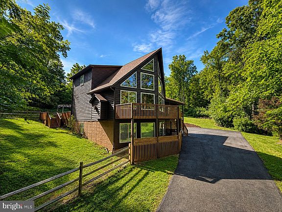 3rd image of 184 Apple Jack Cir