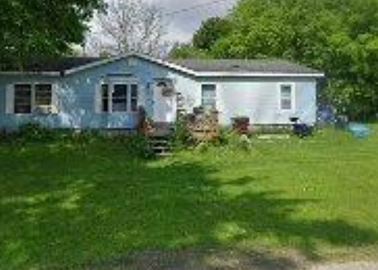 205 N Catherine St — Photo 1