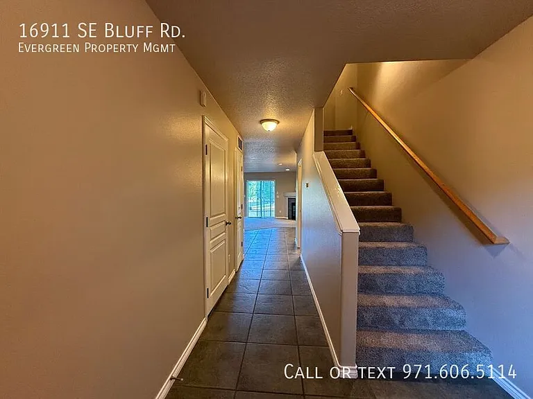 16911 SE Bluff Rd — Photo 5
