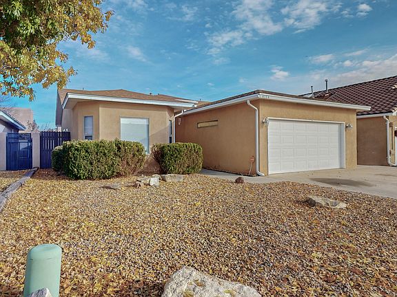 2nd image of 4104 Ojos Prieto Dr NW