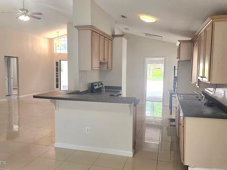 6188 Pettiford Dr W — Photo 3