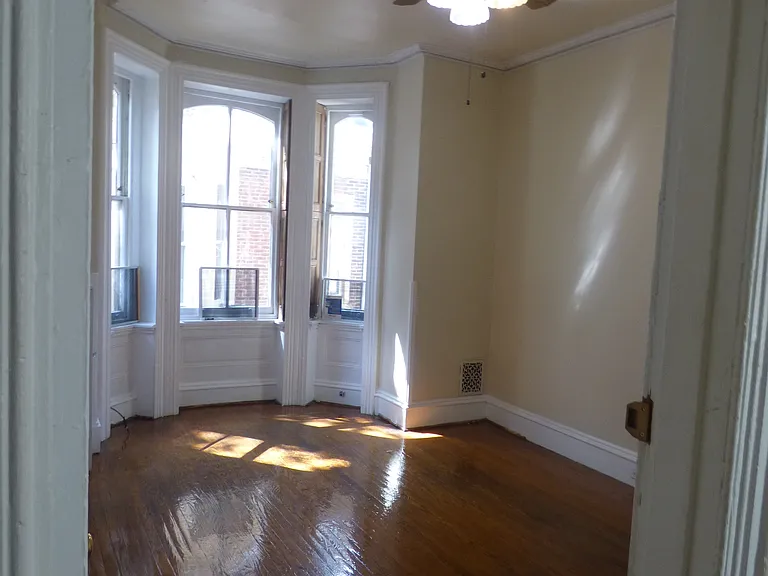3417 Race St #1 — Photo 6