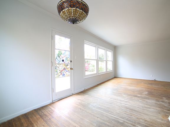5th image of 831 Maxine Ave